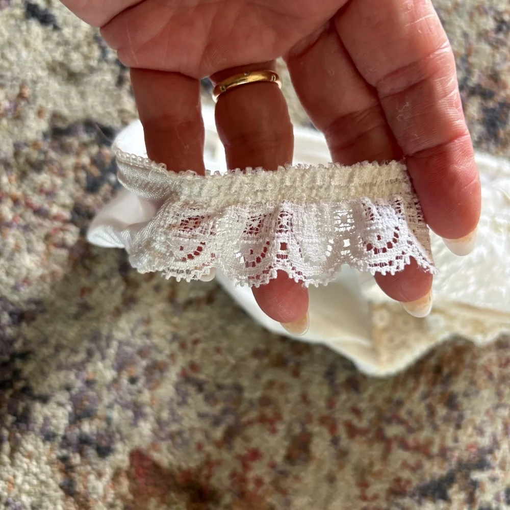 JOSIE Retro Lace Bra & Bikini Panty Set